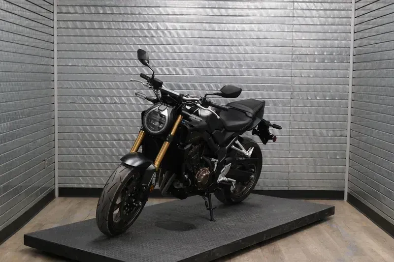 NEW 2026 HONDA CB650R ECLUTCH Image 7