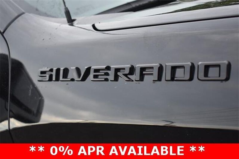 New 2025 Chevrolet Silverado 1500 CustomImage 13