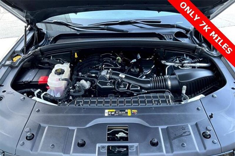 Used 2025 Jeep Grand Cherokee LimitedImage 9