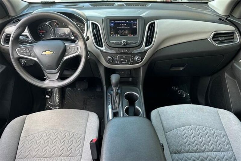 2023 Chevrolet Equinox LTImage 11