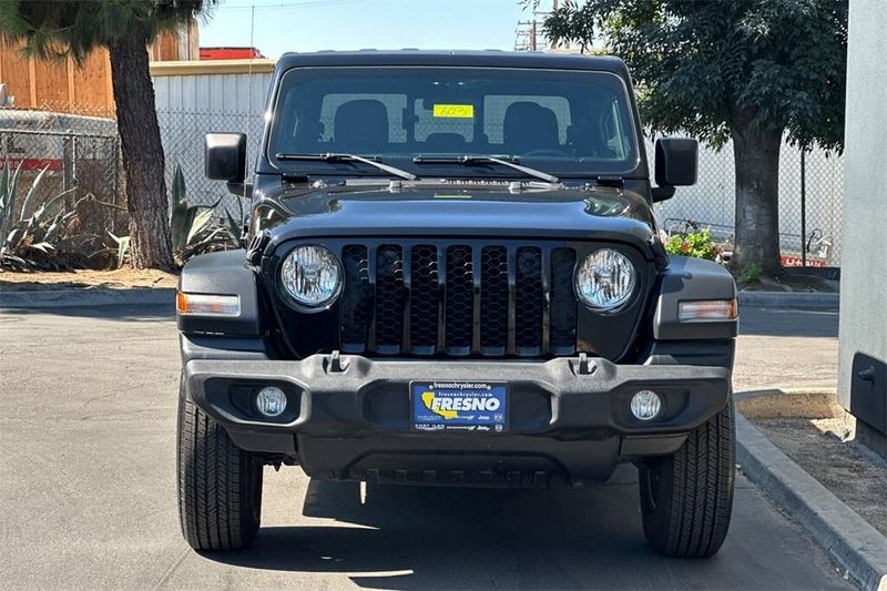 2020 Jeep Gladiator Sport S photo 9