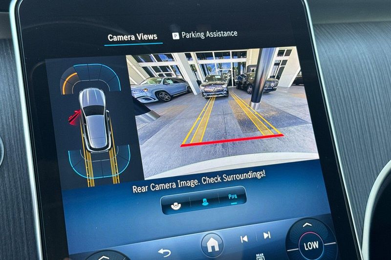 Used 2024 Mercedes-Benz GLC 300Image 22