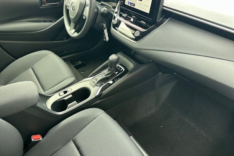 New 2027 Toyota Corolla Hybrid LEImage 15