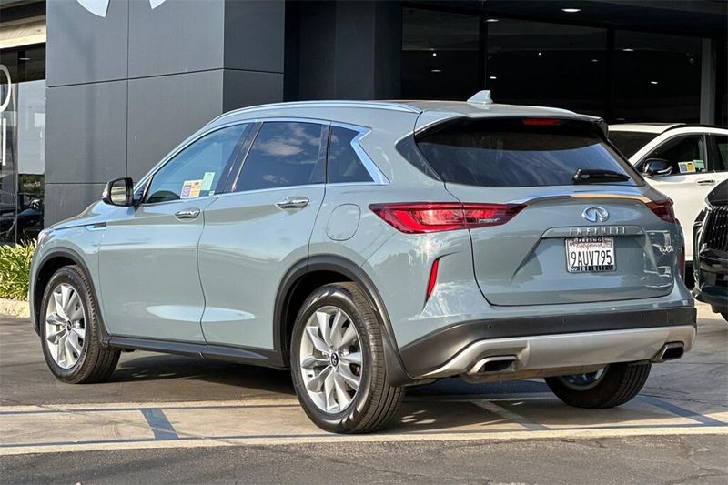 2022 Infiniti QX50 Luxe photo 6