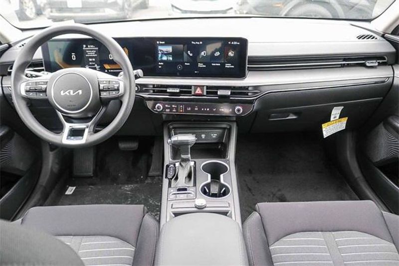 New 2026 Kia K5 LXSImage 5