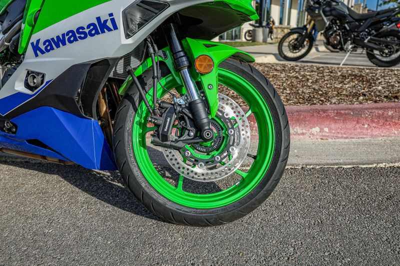 2024 Kawasaki NINJA ZX4RR 40TH ANNIVERSARY EDITION ABS  LIME GREENPEARL CRYSTAL WHITEBLUEImage 6