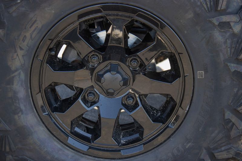 NEW 2026 CAN-AM DEFENDER PRO LIMITED CAB HD10 Image 15