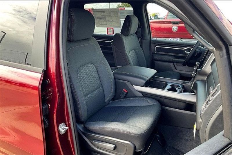 2025 RAM 1500 Lone Star Crew Cab 4x4 5