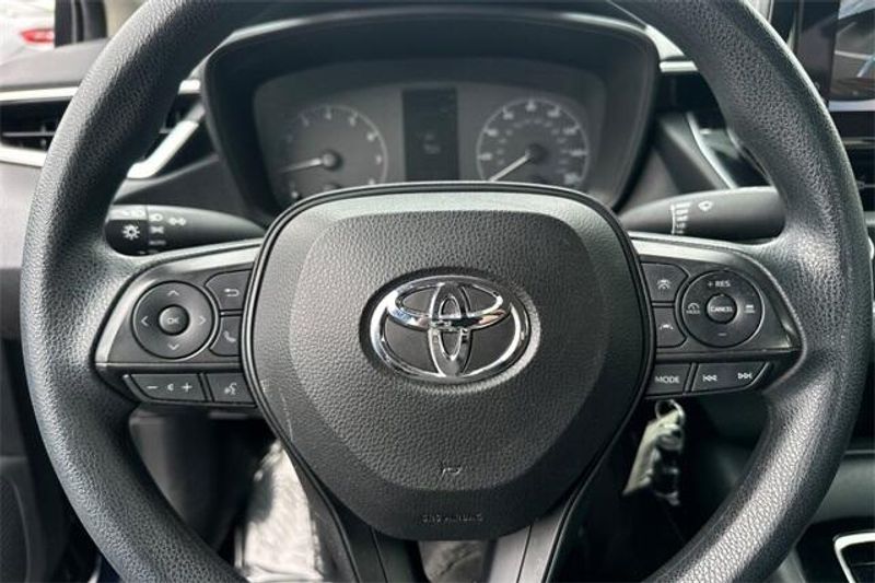 Used 2023 Toyota Corolla LEImage 19