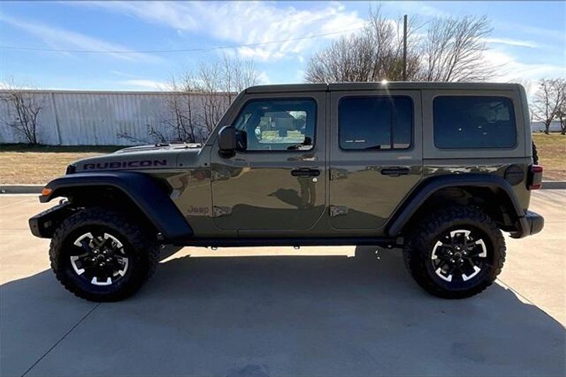 2025 Jeep Wrangler 4-door RubiconImage 13