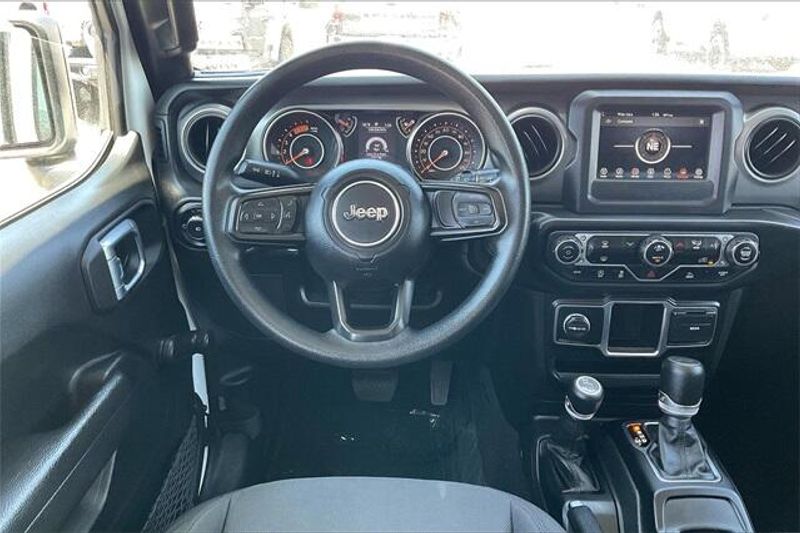 2023 Jeep Wrangler WillysImage 4