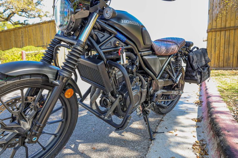 USED 2025 HONDA SCL 500 Image 5