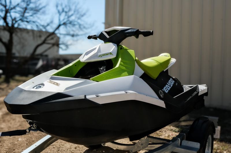 2023 SEADOO SPARK 3UP MANTA GREEN AND WHITE  in a MANTA GREEN AND WHITE exterior color. Family PowerSports (877) 886-1997 familypowersports.com 