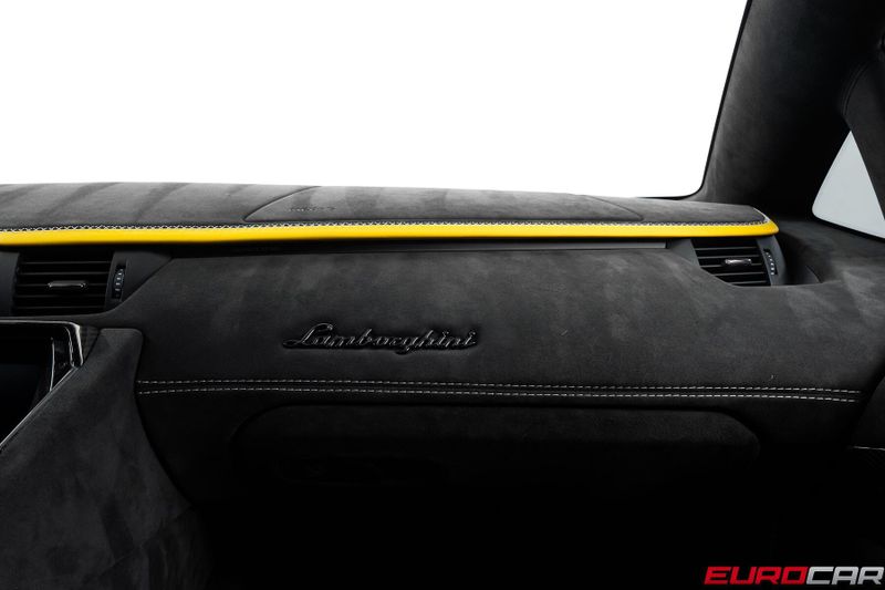 2022 Lamborghini Aventador LP 780-4 Ultimae *HUGE CARBON OPTIONS * FULL PPF*Image 36