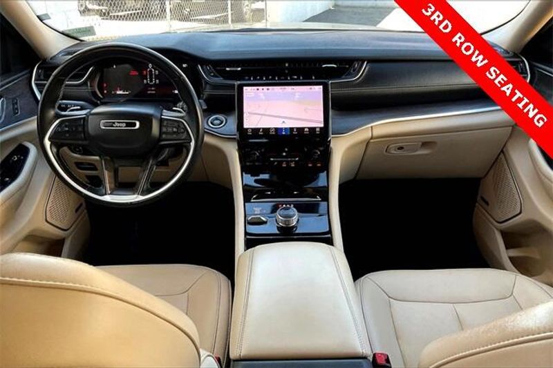 Used 2021 Jeep Grand Cherokee L LimitedImage 15