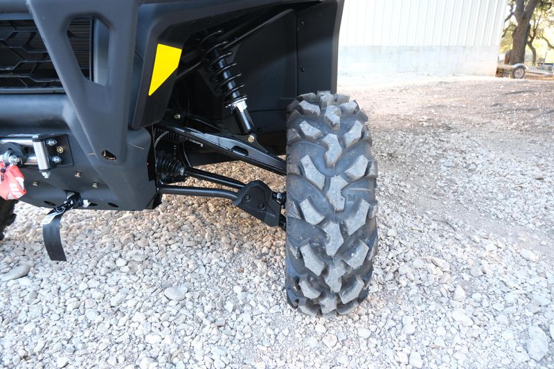 2025 Can-Am DEFENDER MAX XT HD10 STEALTH  BLACKImage 18