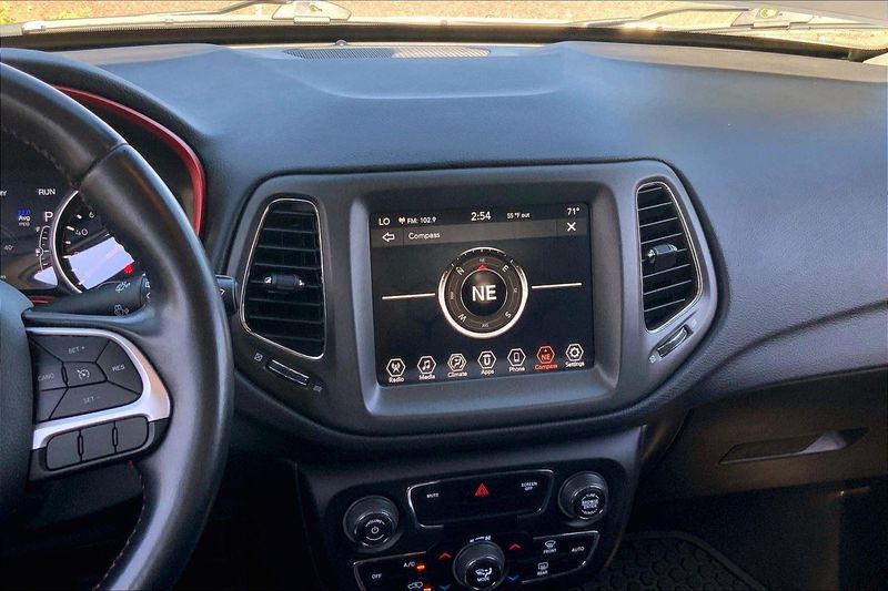 2020 Jeep Compass Trailhawk photo 4
