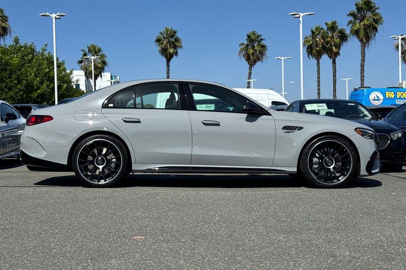 New 2027 Mercedes-Benz E-Class E 53 AMGImage 3