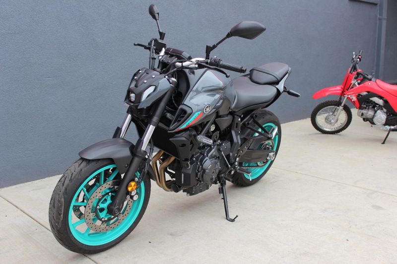 2022 Yamaha MT 07 Image 6