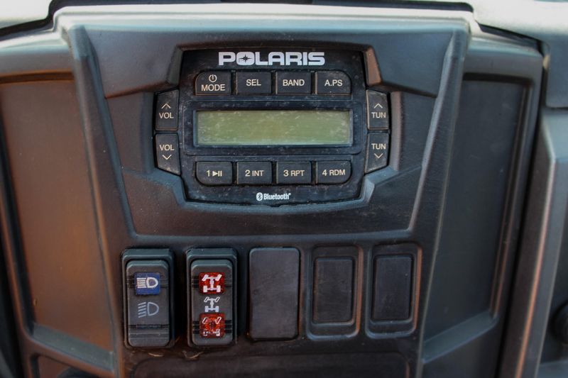 2014 Polaris RANGER CREW 900 EPS LE MATTE METALLIC SUNSET RED Image 32