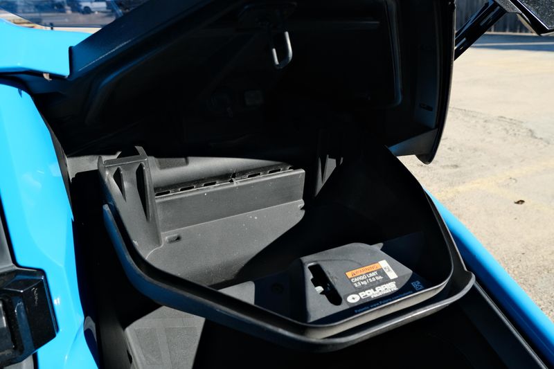 USED 2020 POLARIS SLINGSHOT R AUTODRIVE Image 30