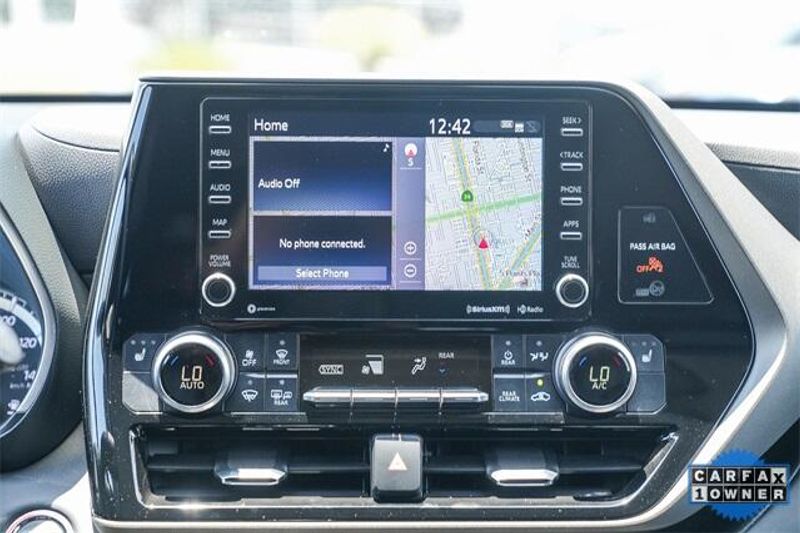 Used 2022 Toyota Highlander XLEImage 15