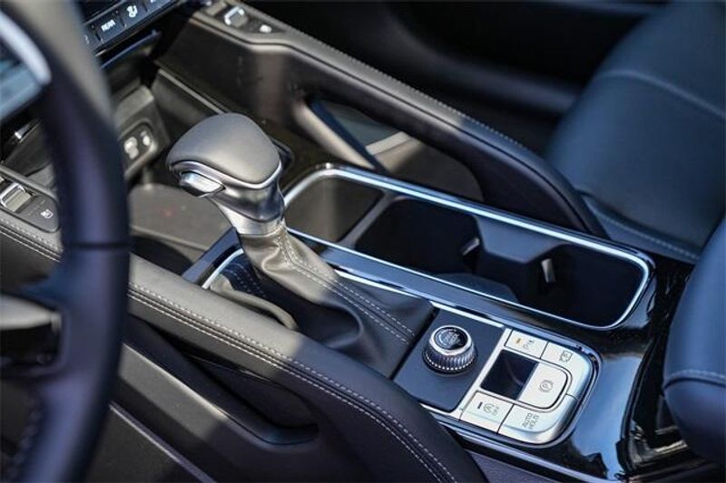 2025 Kia Telluride SXImage 20