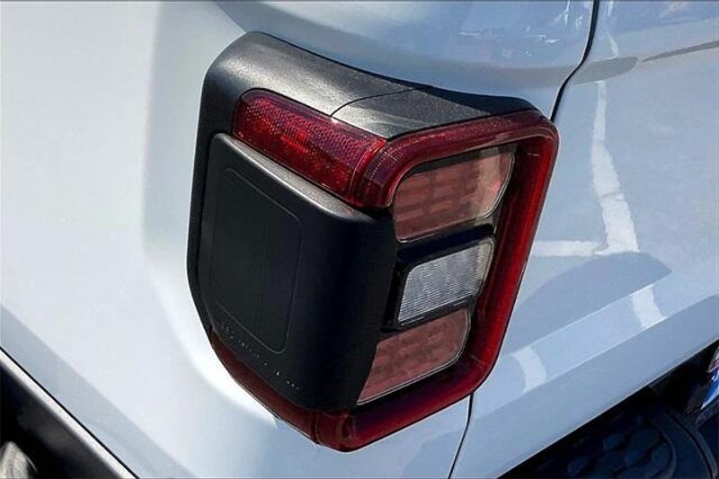 New 2025 Jeep Gladiator Rubicon 4x4Image 12