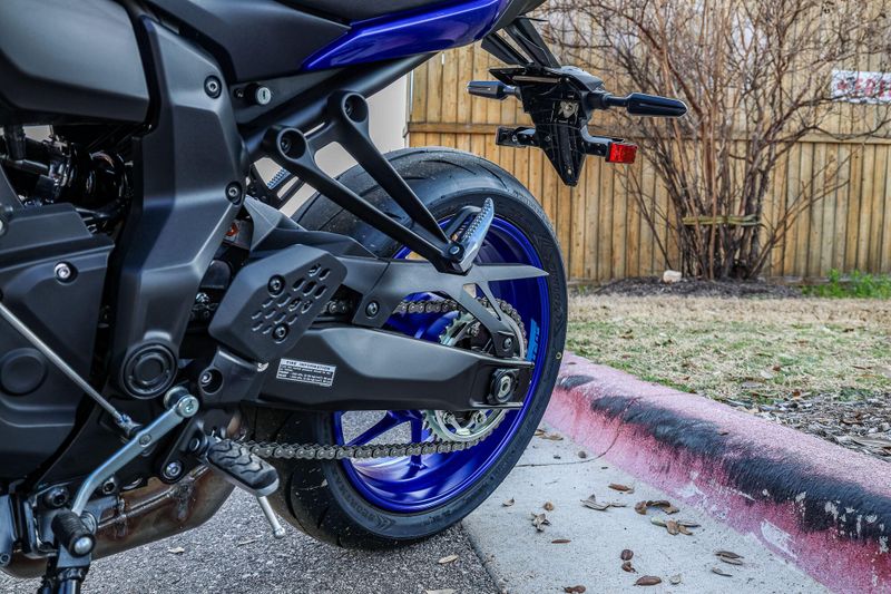 NEW 2025 YAMAHA MT07 Image 21
