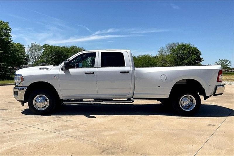 2024 RAM 3500 Tradesman Crew Cab 4x4 8