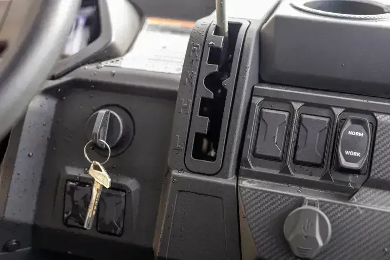 NEW 2026 CFMOTO UFORCE 600 Image 14