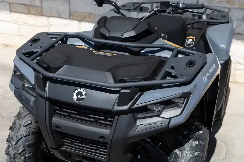 2025 Can-Am OUTLANDER DPS 500 GRANITE GRAY Image 13