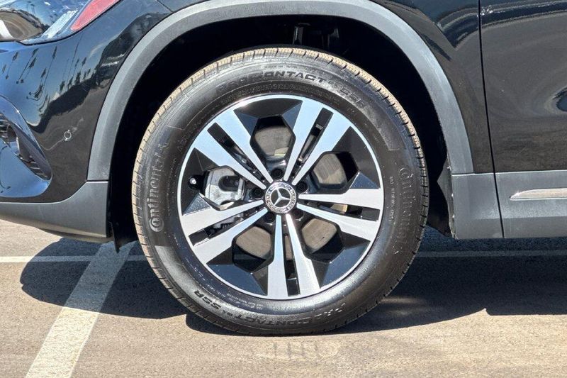 Used 2025 Mercedes-Benz GLA 250Image 24