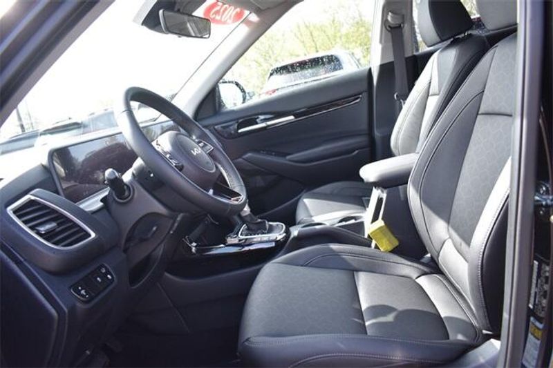 2025 Kia Seltos EXImage 23