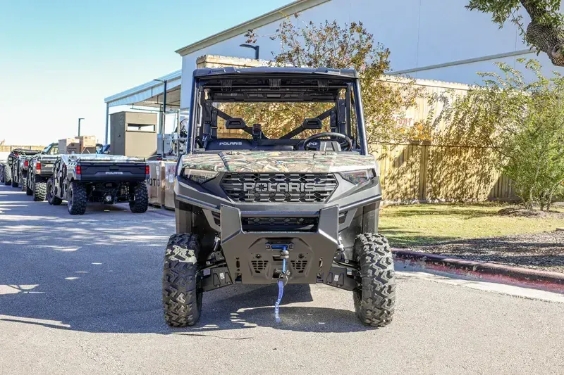 NEW 2026 POLARIS RANGER CREW 1000 PREMIUM Image 2