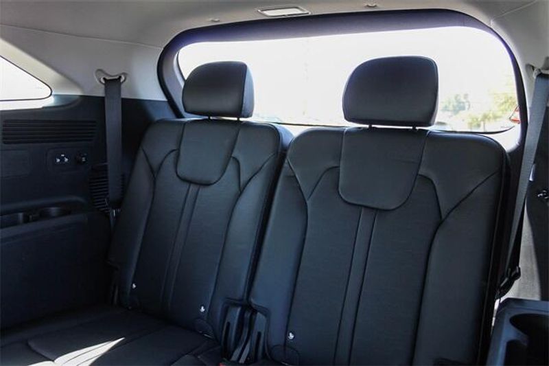 New 2025 Kia Sorento EXImage 20