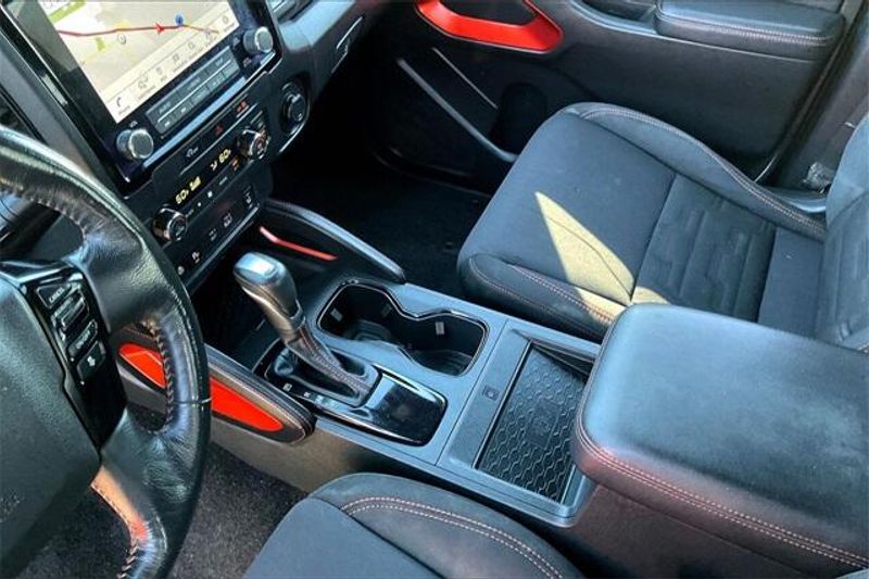 Used 2023 Nissan Frontier PRO-XImage 17