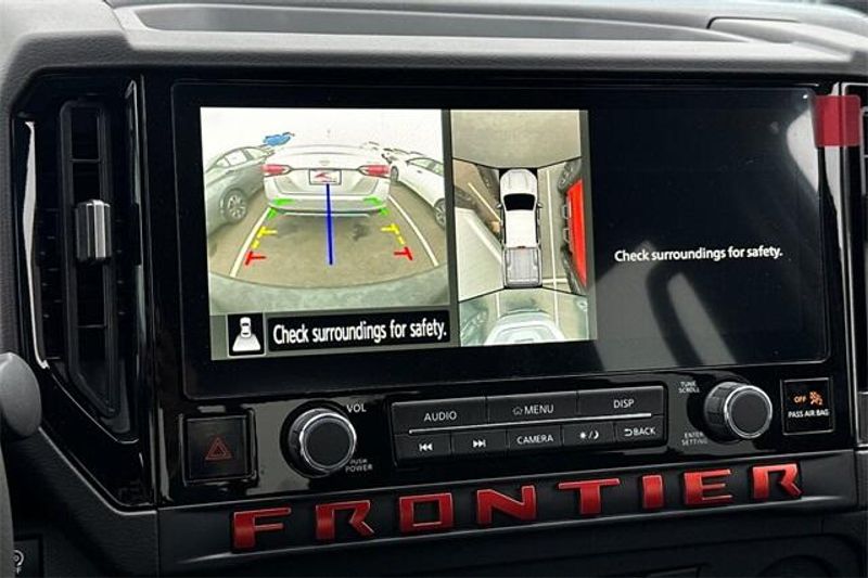 New 2025 Nissan Frontier PRO-XImage 16