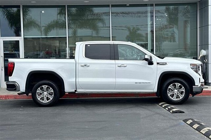 2024 GMC Sierra 1500 SLTImage 3