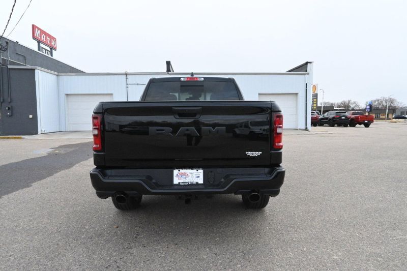 2025 RAM 1500 TradesmanImage 7