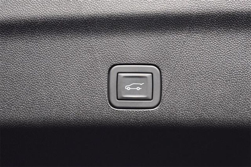 New 2025 Chevrolet Tahoe PremierImage 23