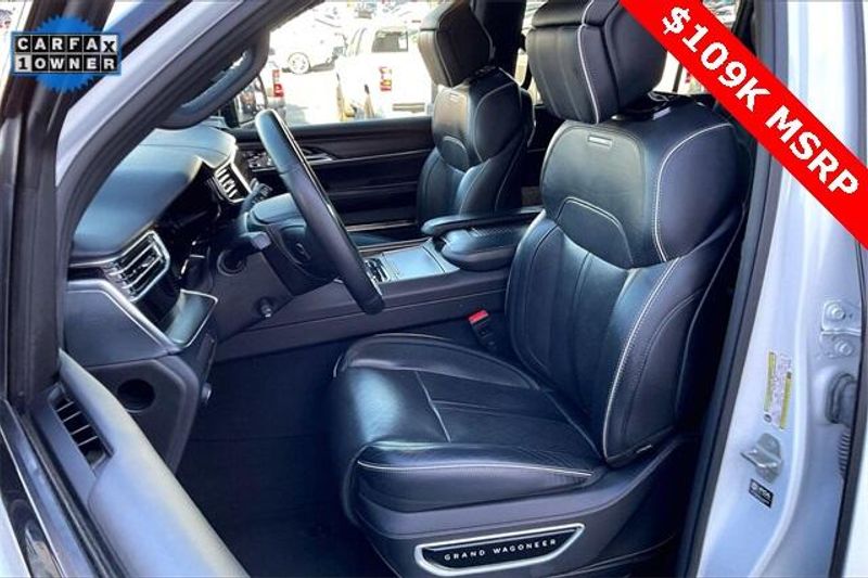 2024 Jeep Grand Wagoneer L Series IIImage 24