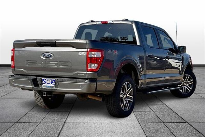 2022 Ford F-150 XLImage 13