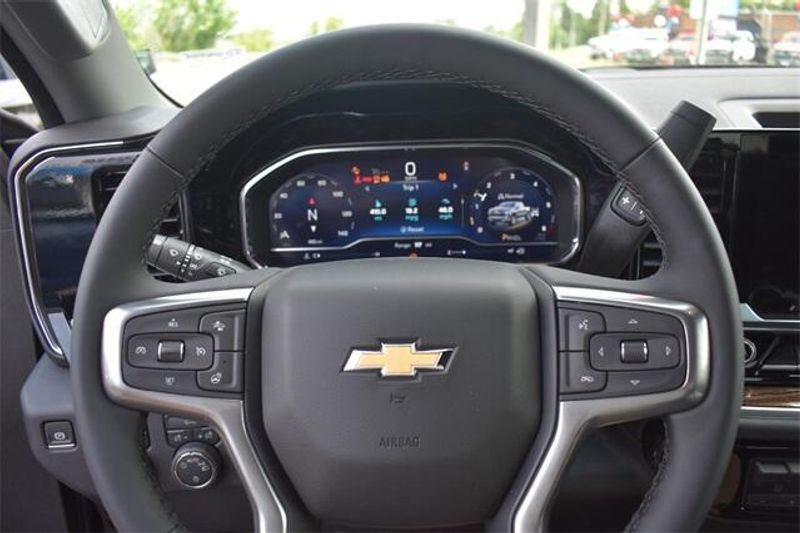 2025 Chevrolet Silverado 1500 LTImage 29