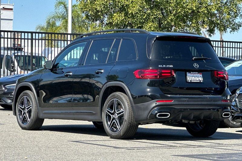 Used 2024 Mercedes-Benz GLB 250Image 6