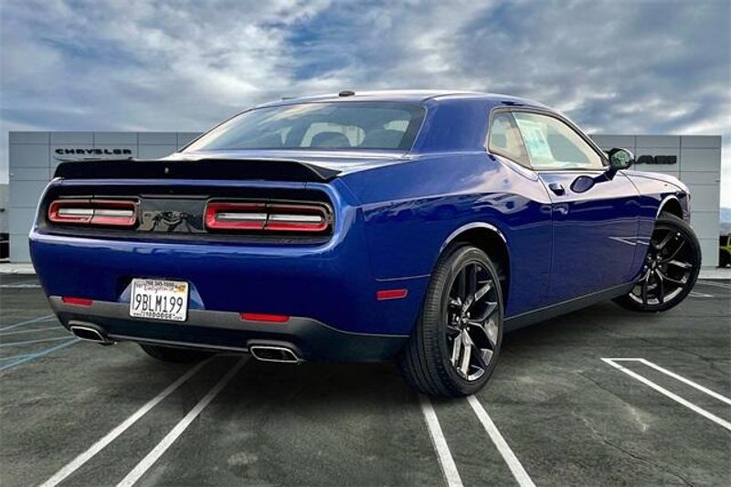 2022 Dodge Challenger SXTImage 13