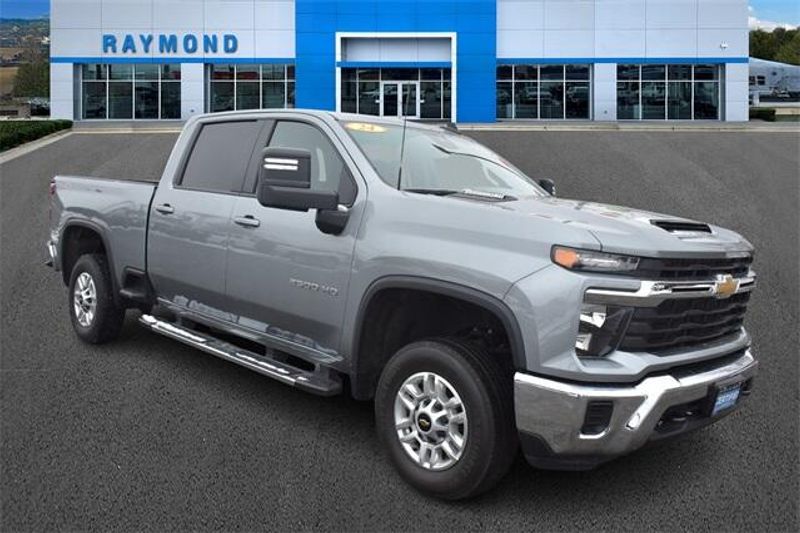 2024 Chevrolet Silverado 2500HD LTImage 1