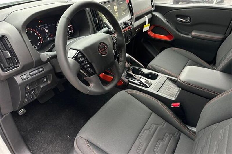 New 2025 Nissan Frontier PRO-4XImage 7