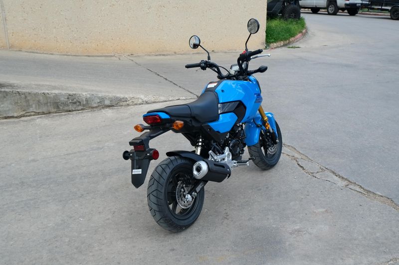2025 Honda GROM CANDY BLUE Image 3