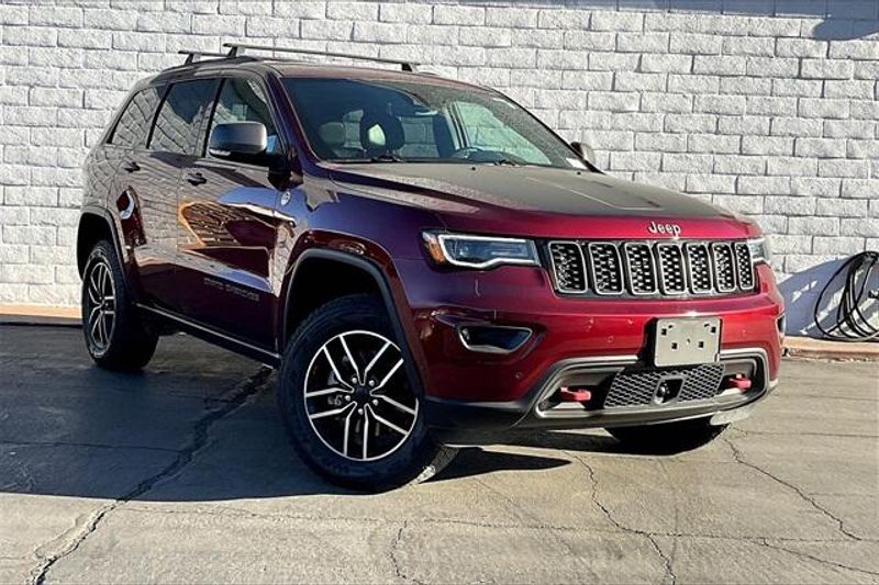 2020 Jeep Grand Cherokee TrailhawkImage 2